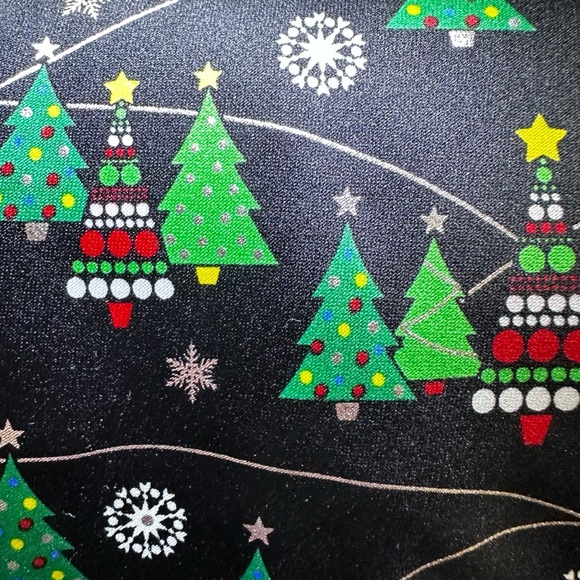 ADORABLE HOLIDAY TRADITIONS BY MMG BRAND BLACK CHRISTMAS TIE - Picture 2 of 7